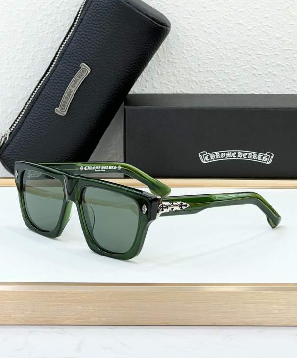 Picture of Chrome Hearts Sunglasses _SKUfw66635019fw